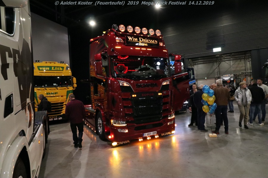 20191216-Mega-Trucks-Festival-AK-00226.jpg