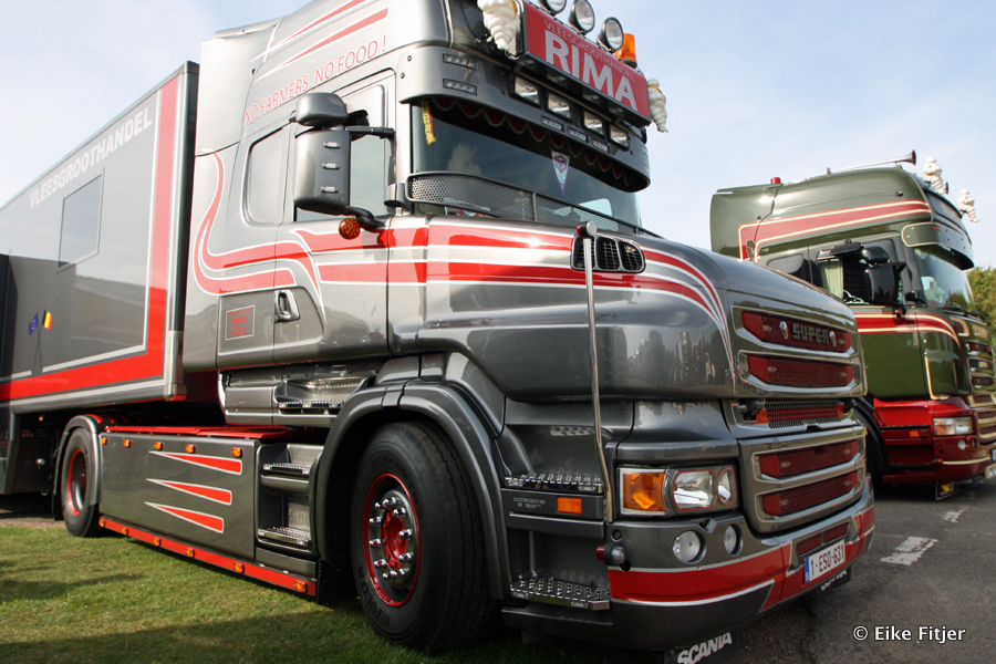 20141003-Retro-Truckshow-00191.jpg